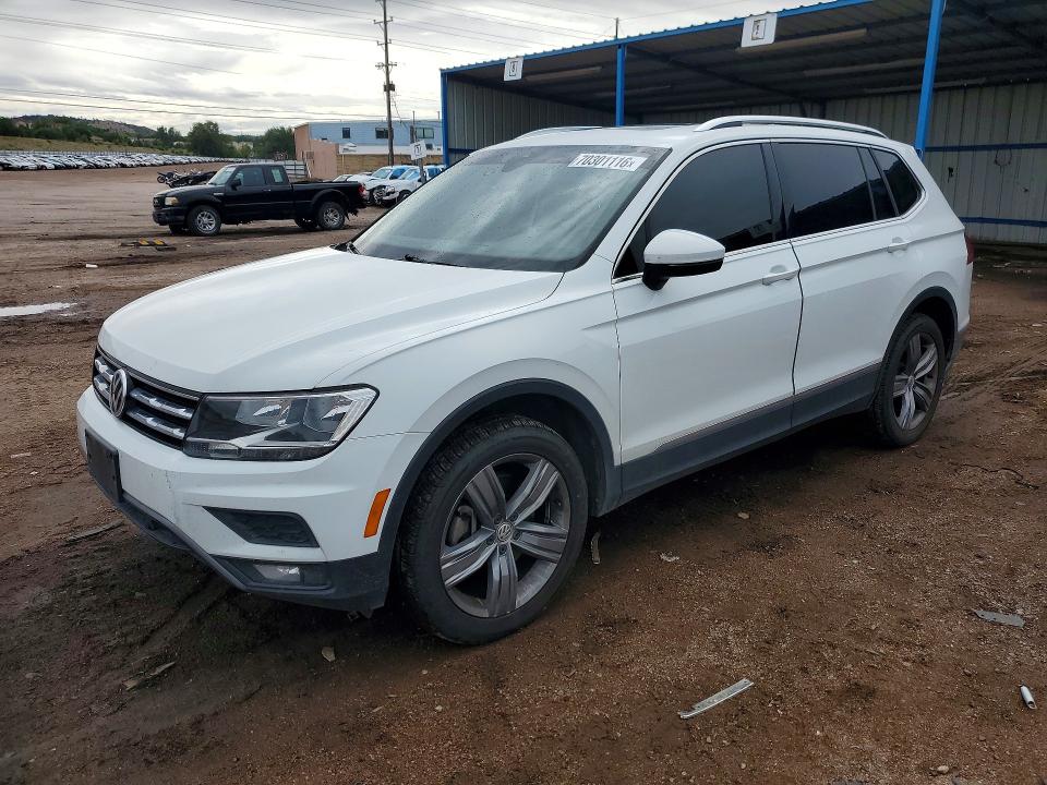 70301116 :رقم المزاد ، 3VV2B7AX1LM160169 vin ، 2020 Volkswagen Tiguan مزاد بيع