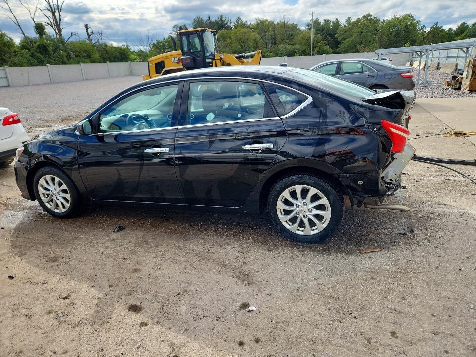 70114576 :رقم المزاد ، 3N1AB7AP1JY246097 vin ، 2018 Nissan Sentra مزاد بيع