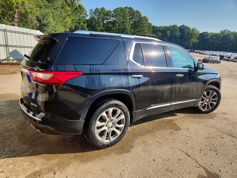 2018 Chevrolet Traverse მანქანა იყიდება აუქციონზე, vin: 1GNEVJKW4JJ201353, აუქციონის ნომერი: 67545056