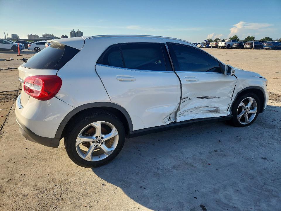 66829436 :رقم المزاد ، WDCTG4EB4KJ550688 vin ، 2019 Mercedes-benz Gla مزاد بيع