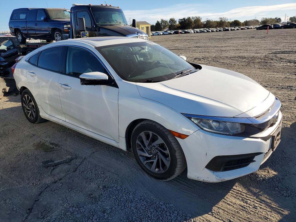 Aukcja sprzedaży 2017 Honda Civic, vin: 19XFC2F75HE071117, numer aukcji: 70640146