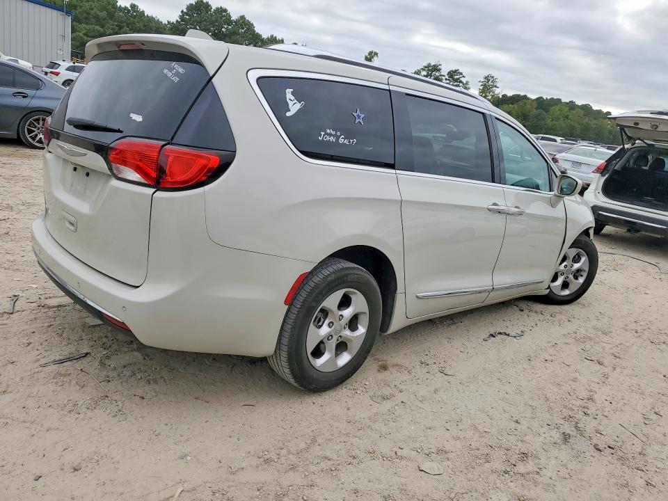 Продажа на аукционе авто 2017 Chrysler Pacifica, vin: 2C4RC1EG7HR644543, номер лота: 70604536