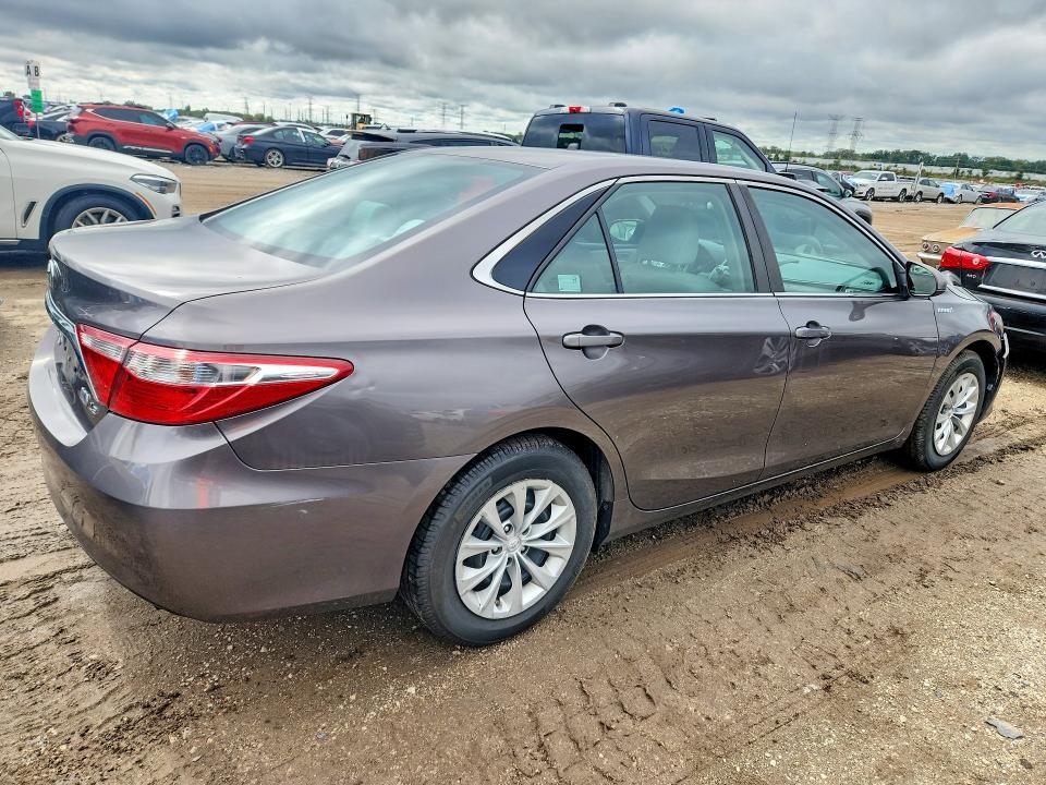 Продажа на аукционе авто 2015 Toyota Camry Hybrid, vin: 4T1BD1FK4FU167535, номер лота: 69205016
