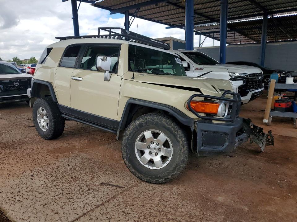 69040336 :رقم المزاد ، JTEBU11F080107028 vin ، 2008 Toyota Fj Cruiser مزاد بيع