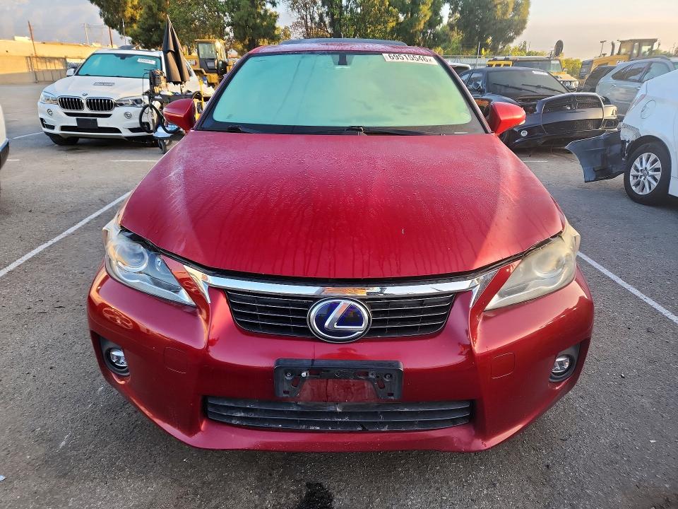 69515546 :رقم المزاد ، JTHKD5BH0D2122783 vin ، 2013 Lexus Ct مزاد بيع