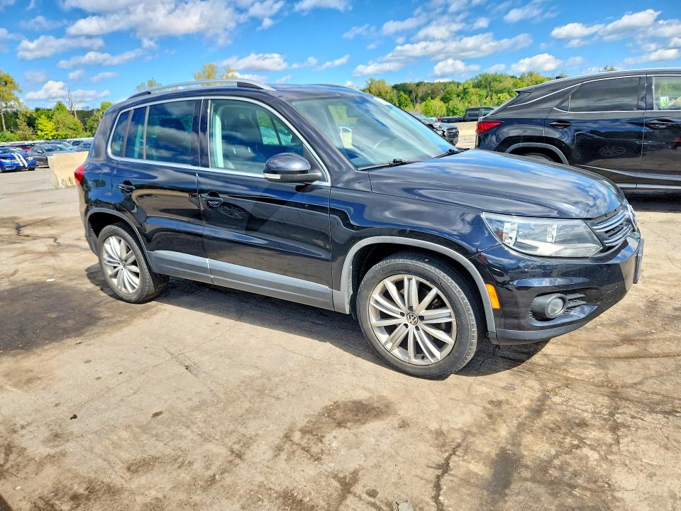 Auction sale of the 2012 Volkswagen Tiguan, vin: WVGAV7AX1CW524233, lot number: 69712796