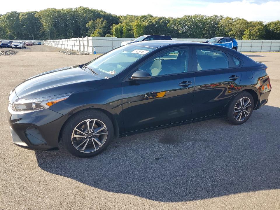 2023 Kia Forte მანქანა იყიდება აუქციონზე, vin: 3KPF24AD2PE653802, აუქციონის ნომერი: 69335216