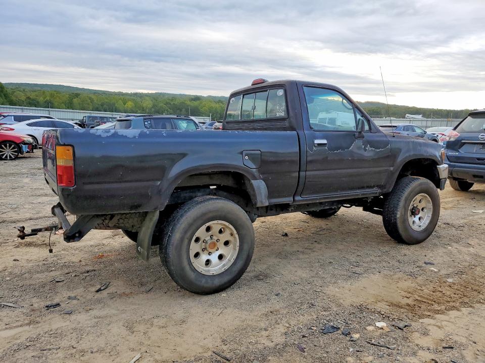Продажа на аукционе авто 1994 Toyota Pickup, vin: 4TARN01P2RZ232107, номер лота: 70646066