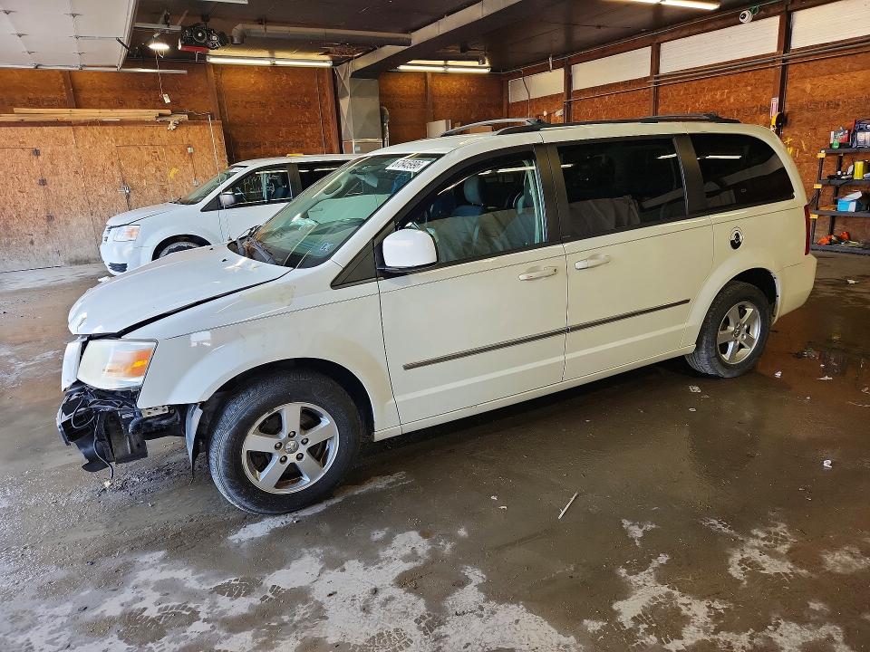 2010 Dodge Grand Caravan მანქანა იყიდება აუქციონზე, vin: 2D4RN5D11AR211579, აუქციონის ნომერი: 67845996