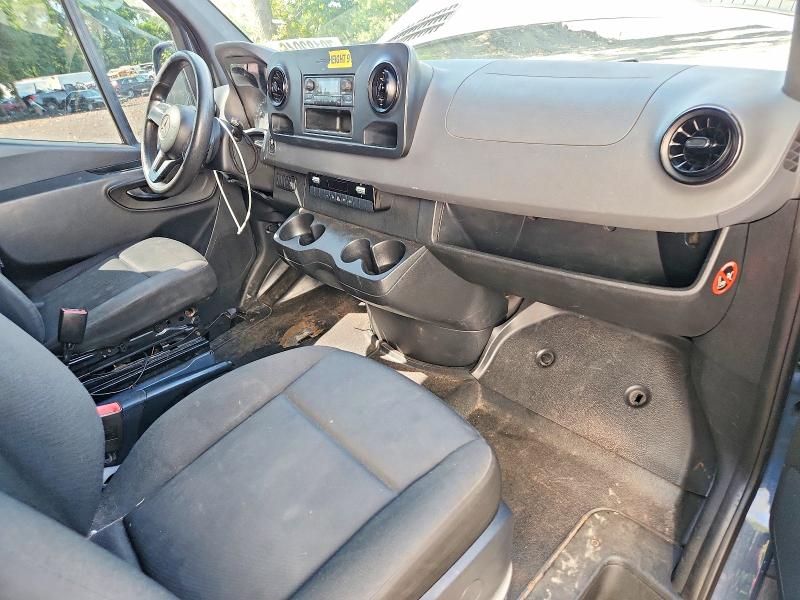 70183946 :رقم المزاد ، WD4PF1CD2KP133070 vin ، 2019 Mercedes-benz Sprinter مزاد بيع