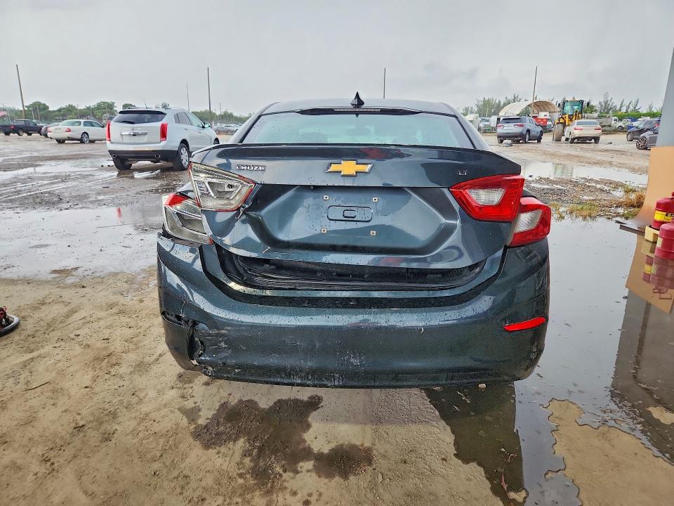 Продажа на аукционе авто 2017 Chevrolet Cruze, vin: 1G1BE5SM8H7158198, номер лота: 68804496
