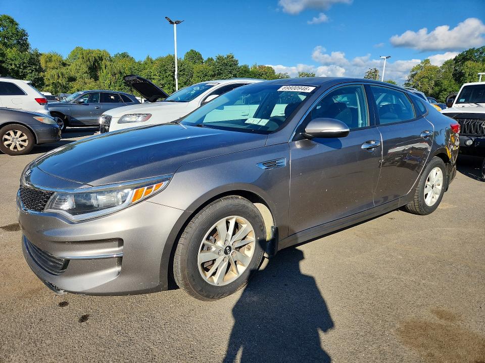 Продаж на аукціоні авто 2017 Kia Optima, vin: 5XXGT4L32HG148888, номер лоту: 69800946