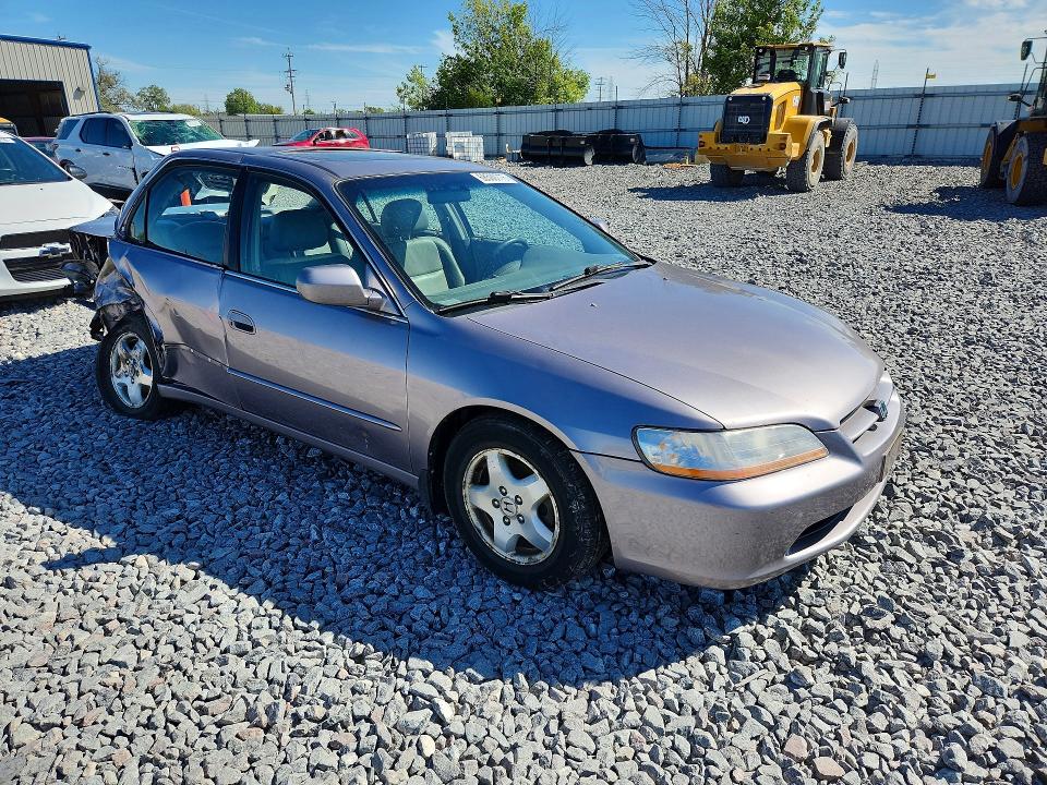 Продажа на аукционе авто 2000 Honda Accord, vin: 1HGCG1655YA007826, номер лота: 68500776