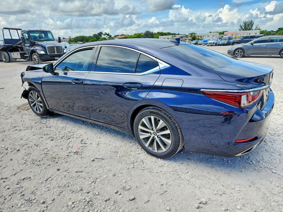 69025936 :رقم المزاد ، 58ADZ1B14LU081198 vin ، 2020 Lexus Es مزاد بيع