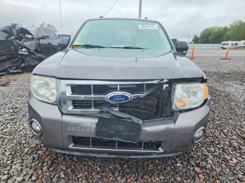 2011 Ford Escape მანქანა იყიდება აუქციონზე, vin: 1FMCU0D78BKB48540, აუქციონის ნომერი: 68387916