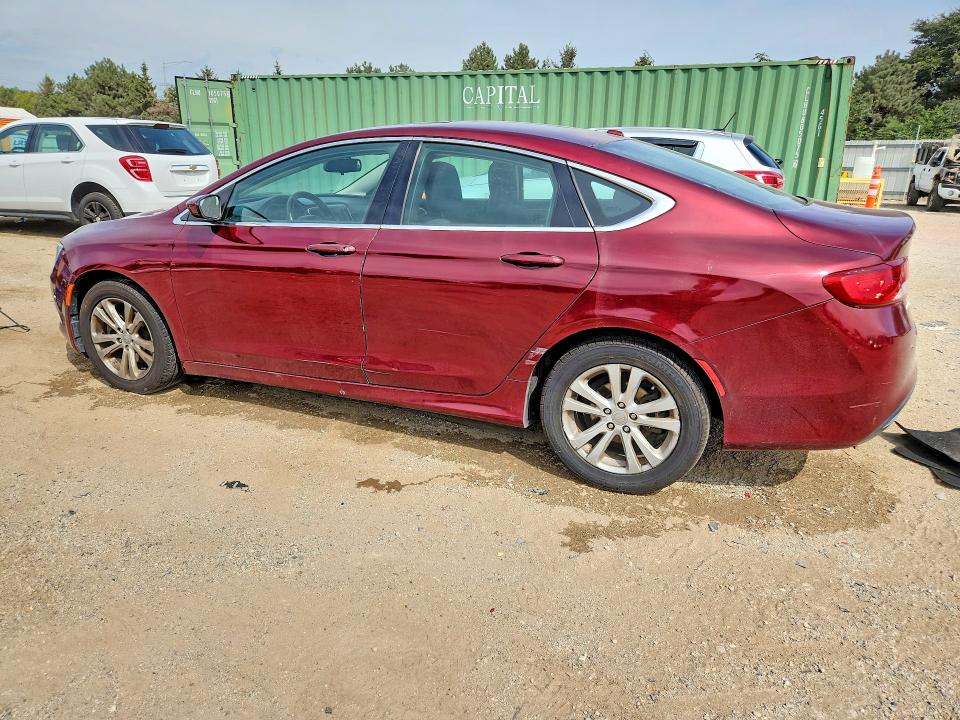67899446 :رقم المزاد ، 1C3CCCAB4FN628777 vin ، 2015 Chrysler 200 مزاد بيع
