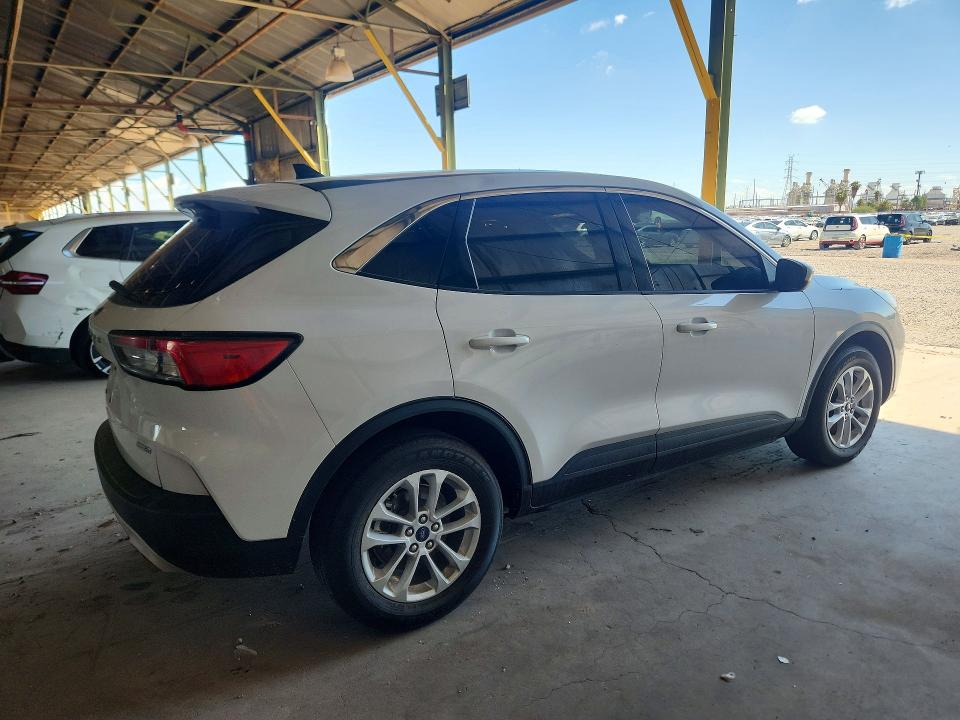 2020 Ford Escape მანქანა იყიდება აუქციონზე, vin: 1FMCU9G67LUB16336, აუქციონის ნომერი: 67735856