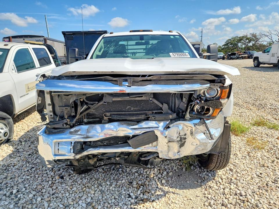 Продажа на аукционе авто 2015 Chevrolet Silverado, vin: 1GB3KYC88FF181897, номер лота: 67956806