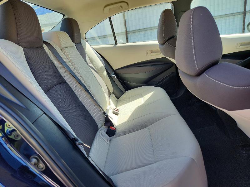71110286 :رقم المزاد ، 5YFEPMAE0NP382370 vin ، 2022 Toyota Corolla مزاد بيع