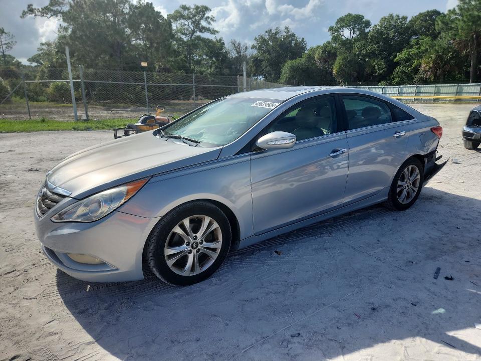 68629506 :رقم المزاد ، 5NPEC4AC7BH286206 vin ، 2011 Hyundai Sonata مزاد بيع