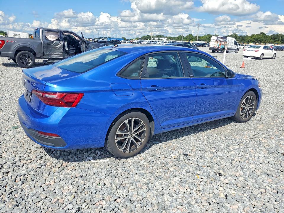 Продажа на аукционе авто 2023 Volkswagen Jetta, vin: 3VWBM7BU9PM018507, номер лота: 69764846