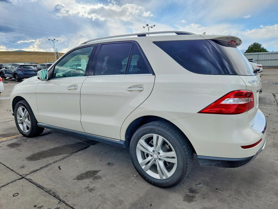 Продажа на аукционе авто 2015 Mercedes-benz Ml, vin: 4JGDA5HB1FA560903, номер лота: 69792346