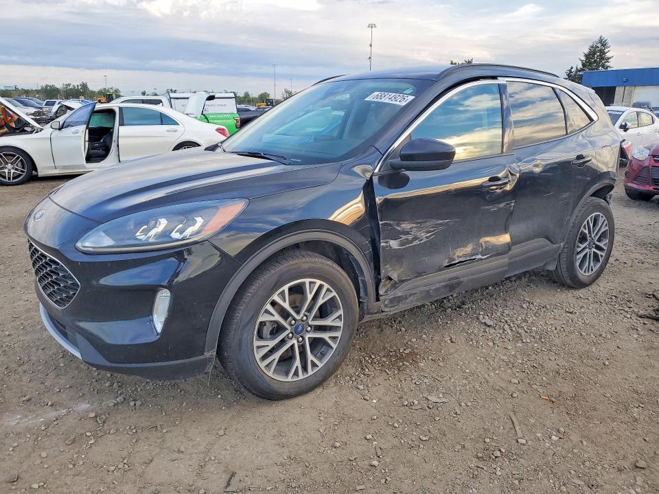 Продажа на аукционе авто 2020 Ford Escape, vin: 1FMCU9H6XLUB89554        , номер лота: 68814926