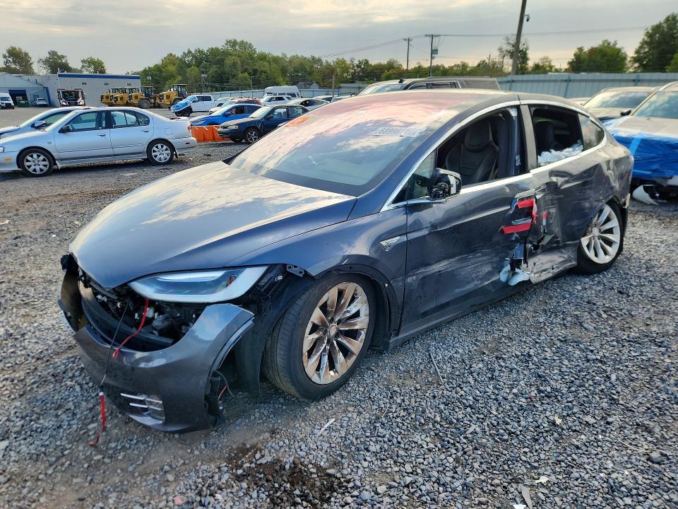 Aukcja sprzedaży 2016 Tesla Model X, vin: 5YJXCBE29GF015328, numer aukcji: 68998116