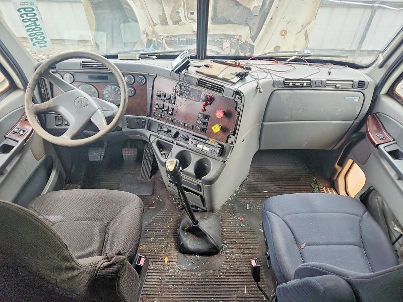 Продажа на аукционе авто 2006 Freightliner Cst120, vin: 1FUJBBCK86LU40264, номер лота: 66848856