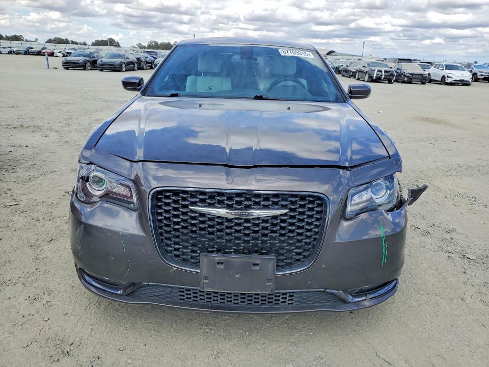 Aukcja sprzedaży 2019 Chrysler 300, vin: 2C3CCABG3KH700893, numer aukcji: 67709016