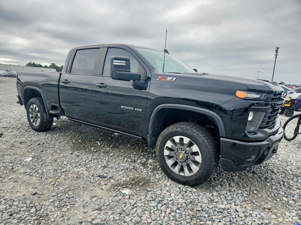 Продаж на аукціоні авто 2025 Chevrolet Silverado, vin: 2GC4KMEY4S1101163, номер лоту: 70512266
