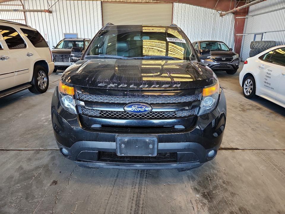 68298666 :رقم المزاد ، 1FM5K8GT5FGB67562 vin ، 2015 Ford Explorer مزاد بيع