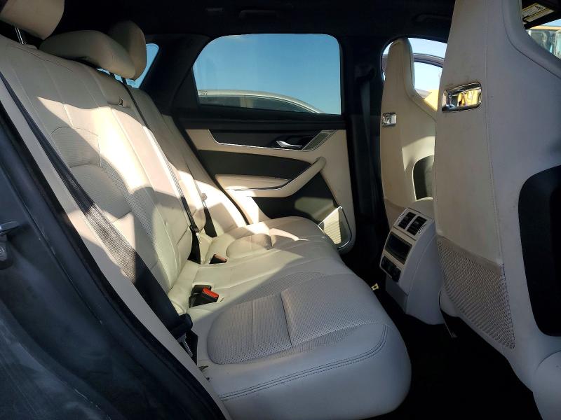 Продаж на аукціоні авто 2024 Jaguar F-pace, vin: SADCT2EX2RA733037, номер лоту: 68895676