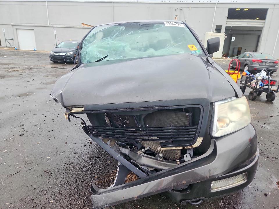 68856176 :رقم المزاد ، 1FTRX14W25NB03518 vin ، 2005 Ford F150 مزاد بيع