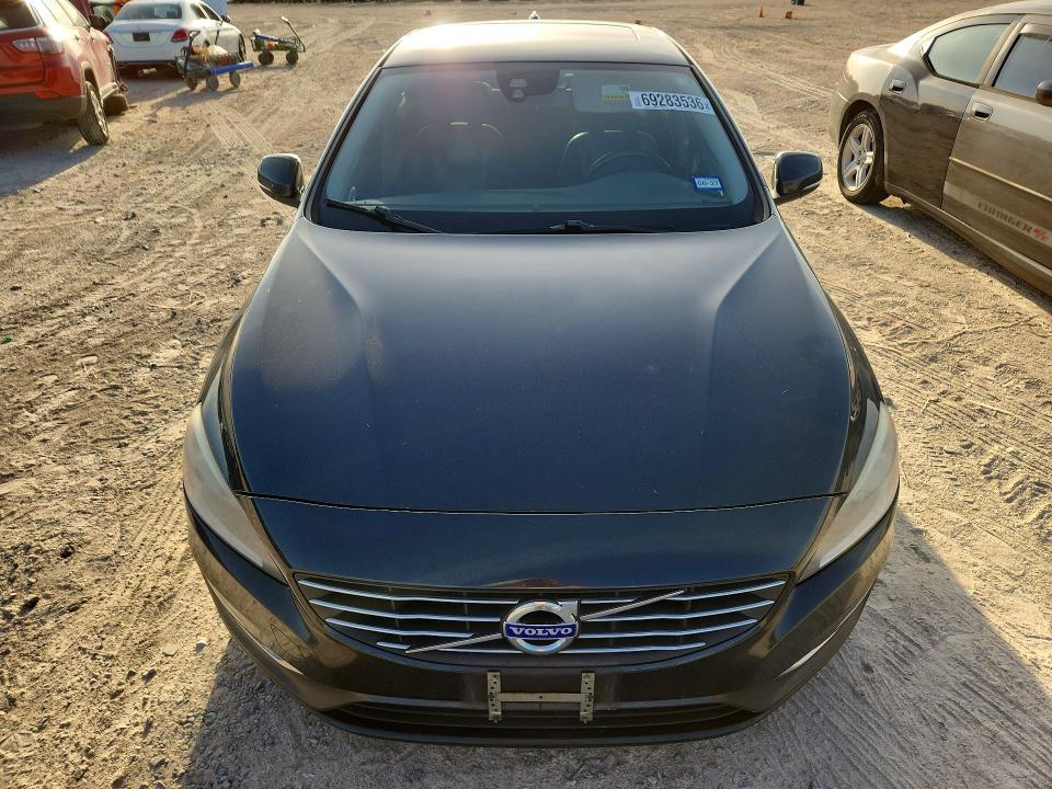69283536 :رقم المزاد ، YV140MFB0F2315387 vin ، 2015 Volvo S60 مزاد بيع