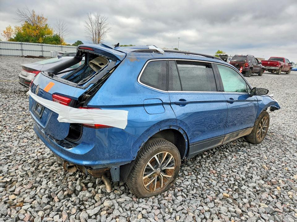 70930716 :رقم المزاد ، 3VV2B7AXXKM188115 vin ، 2019 Volkswagen Tiguan مزاد بيع