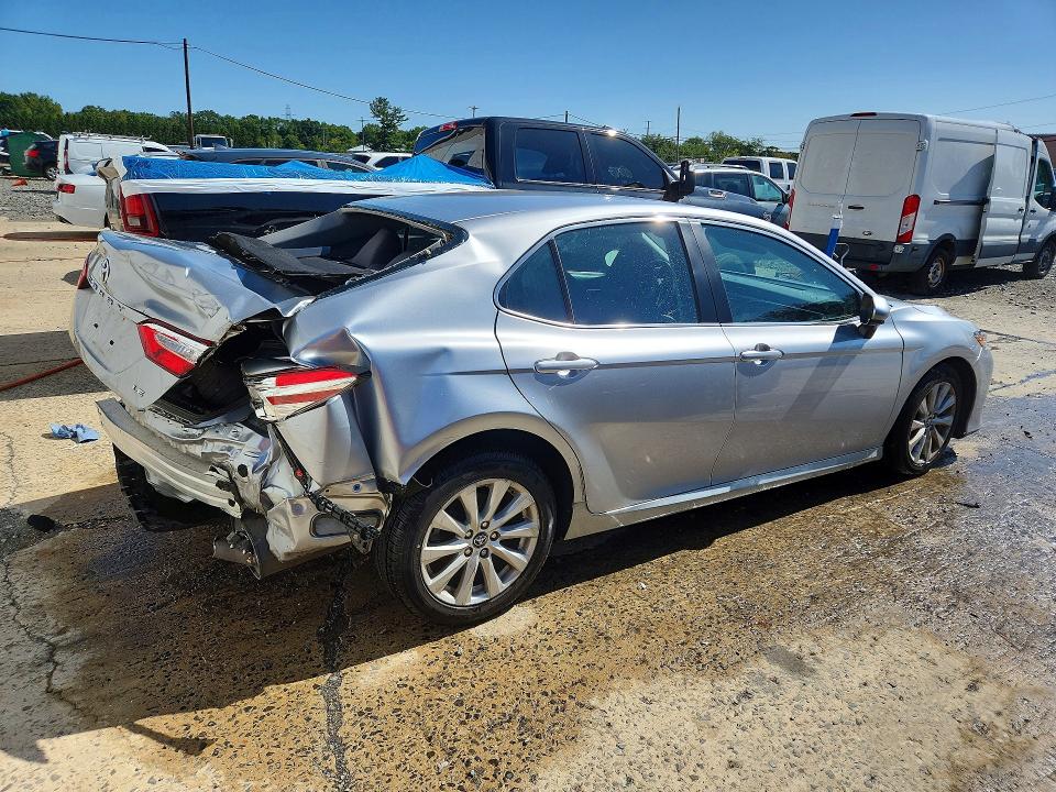 Aukcja sprzedaży 2018 Toyota Camry, vin: 4T1B11HK3JU075900, numer aukcji: 67687496