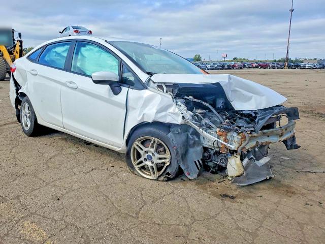 2017 Ford Fiesta მანქანა იყიდება აუქციონზე, vin: 3FADP4BJ2HM129334, აუქციონის ნომერი: 69844976