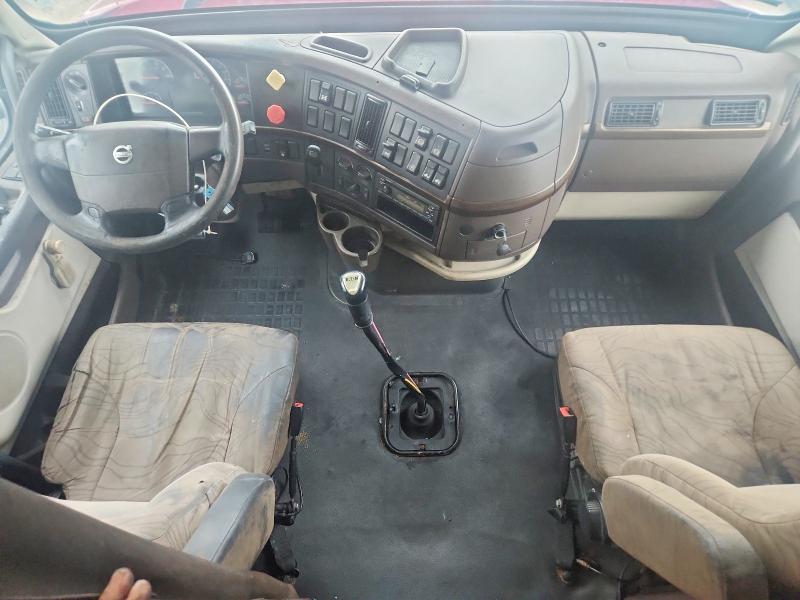 2012 Volvo Vn მანქანა იყიდება აუქციონზე, vin: 4V4NC9TH5CN554116, აუქციონის ნომერი: 69822836