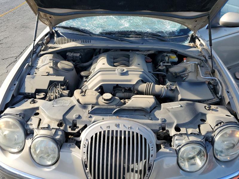 2003 Jaguar S-type მანქანა იყიდება აუქციონზე, vin: SAJEA01U23HM61728, აუქციონის ნომერი: 69821126