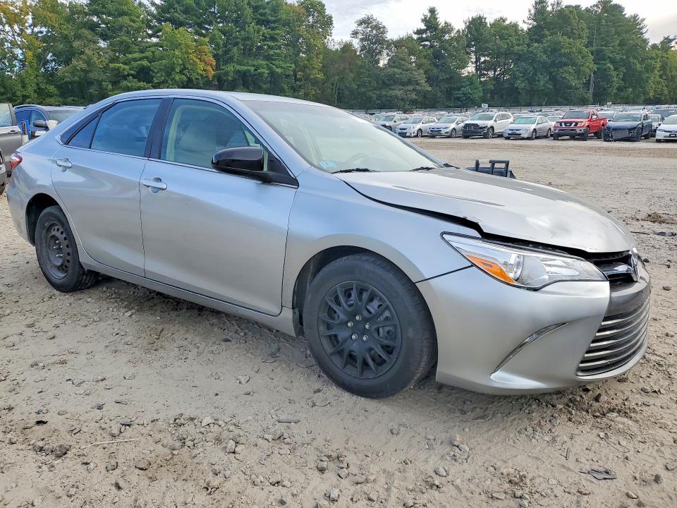 2017 Toyota Camry მანქანა იყიდება აუქციონზე, vin: 4T1BF1FK1HU785232, აუქციონის ნომერი: 70517746