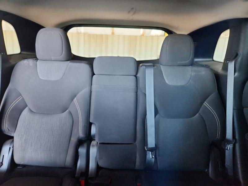 Продаж на аукціоні авто 2017 Jeep Cherokee, vin: 1C4PJLCB4HW668256, номер лоту: 70061906