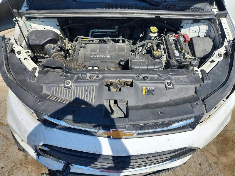 69070406 :رقم المزاد ، KL7CJKSB7JB720869 vin ، 2018 Chevrolet Trax مزاد بيع