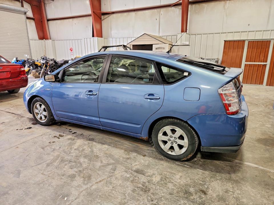 2007 Toyota Prius მანქანა იყიდება აუქციონზე, vin: JTDKB20U677578056, აუქციონის ნომერი: 69129806