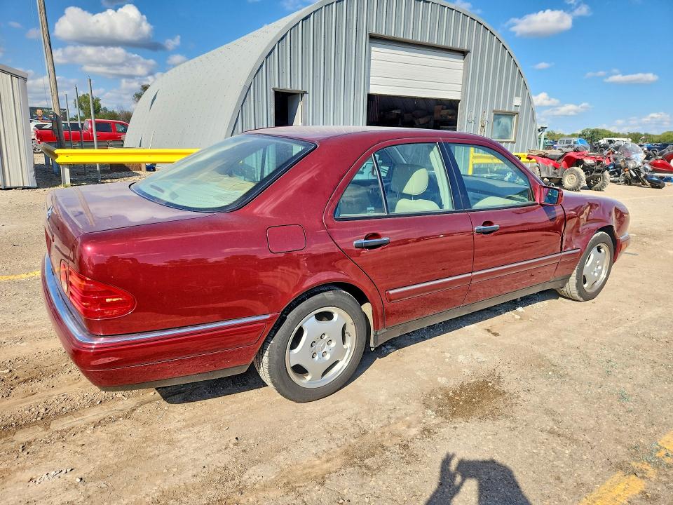 Продаж на аукціоні авто 1999 Mercedes-benz E, vin: WDBJF70H0XA825525, номер лоту: 70077006