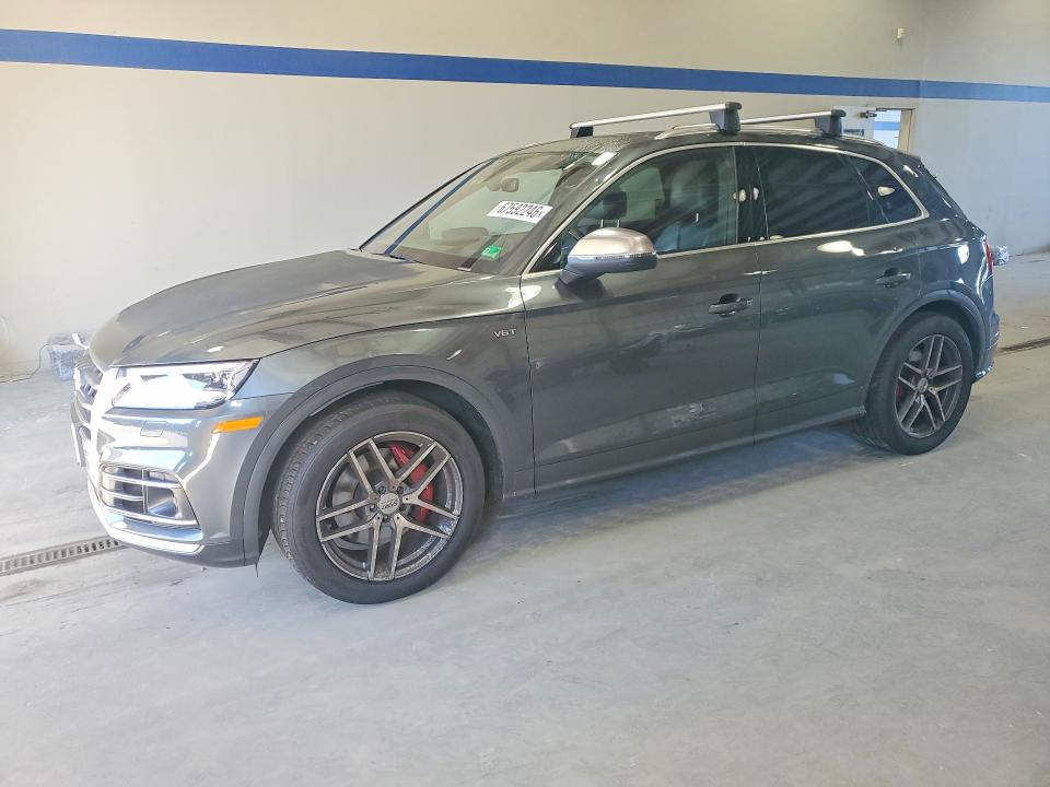 67592246 :رقم المزاد ، WA1C4AFY0J2115945 vin ، 2018 Audi Sq5 مزاد بيع