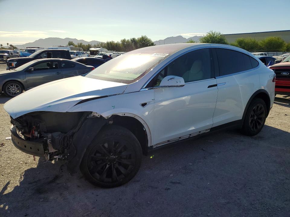 2019 Tesla Model X მანქანა იყიდება აუქციონზე, vin: 5YJXCBE24KF193172, აუქციონის ნომერი: 68985806