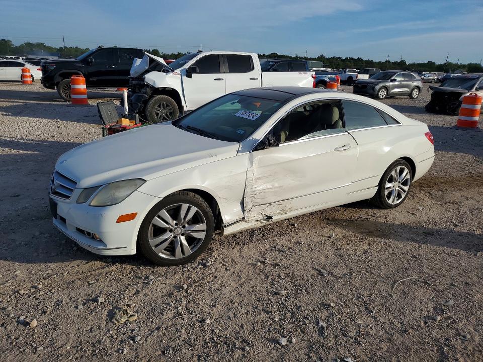 Auction sale of the 2010 Mercedes-benz E, vin: WDDKJ5GB5AF037110, lot number: 70873636