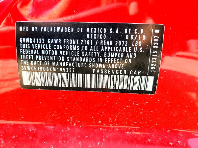 67966996 :رقم المزاد ، 3VWC57BU6KM195297 vin ، 2019 Volkswagen Jetta مزاد بيع