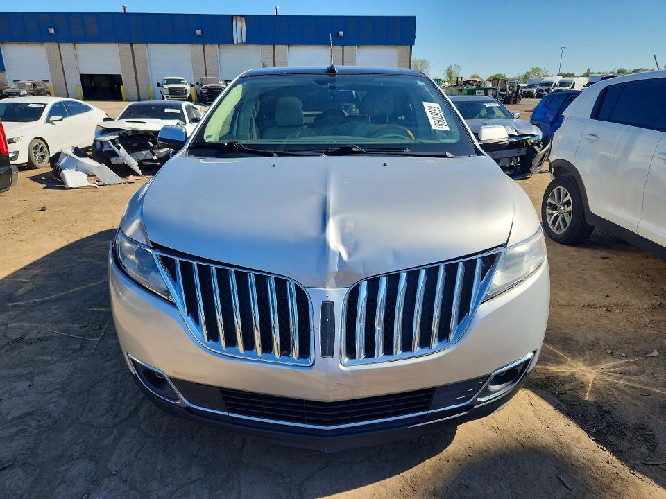 Продаж на аукціоні авто 2014 Lincoln Mkx, vin: 2LMDJ6JK7EBL16728, номер лоту: 65960096
